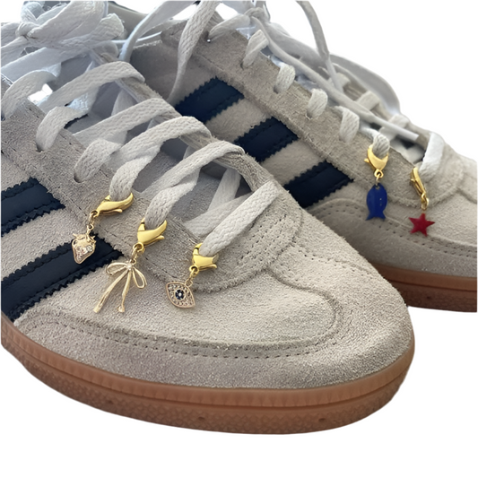 Shoes hoop