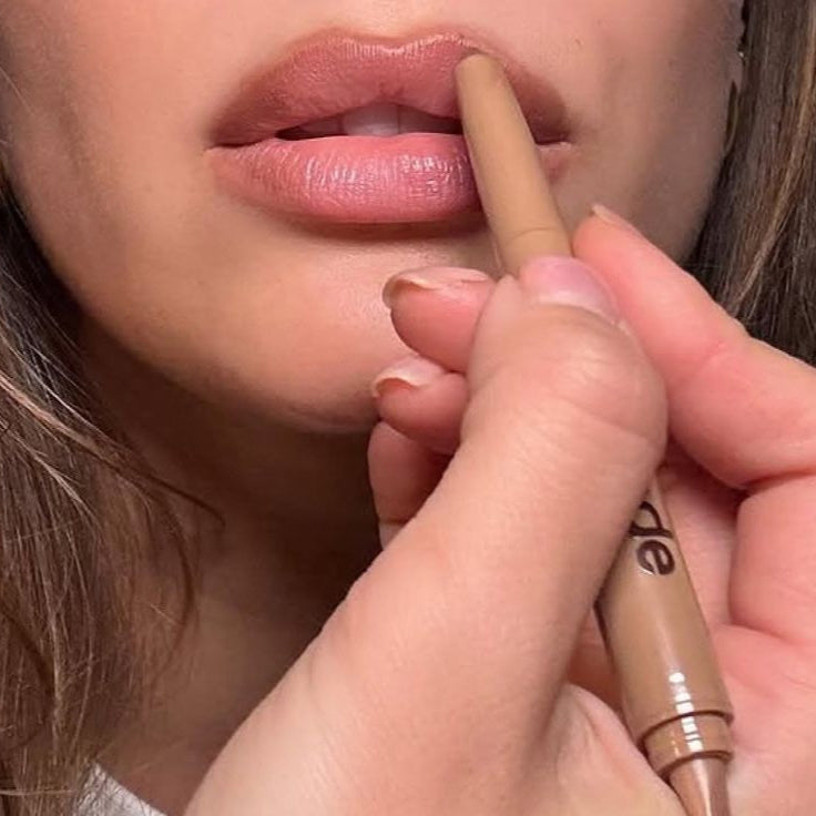 Rhod Lip Liner